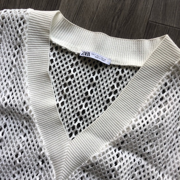 Zara Knitted Cover-up Vest White Size S - Picture 3 of 3